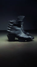 Load image into Gallery viewer, [CROW] Toe boots PREORDER
