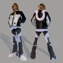 Load image into Gallery viewer, [LIVEFOREVER] Artisan leather Horseshoe Jacket
